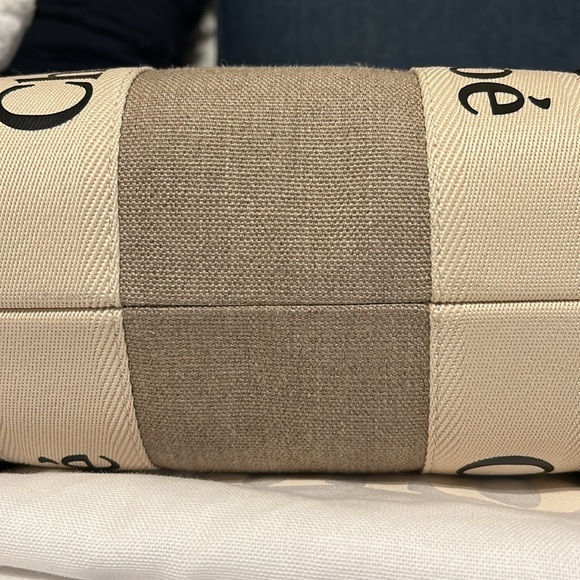 Chloe Medium Woody Tote - Picture 4 of 16